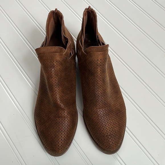 Fergalicious By Fergie Brown Boots - Picture 3 of 5